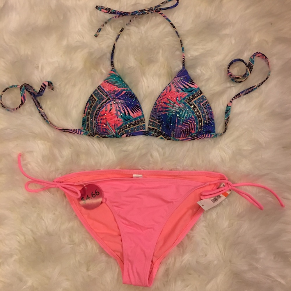 Pink Tropical Rhinestoned Bikini! 🌴